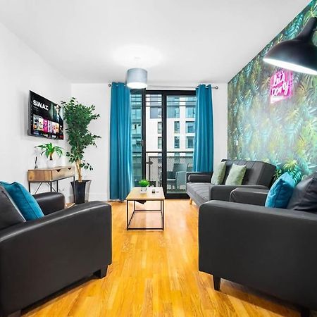 Funky Arcadian Centre Apartment By Azura Nights Birmingham Exterior foto
